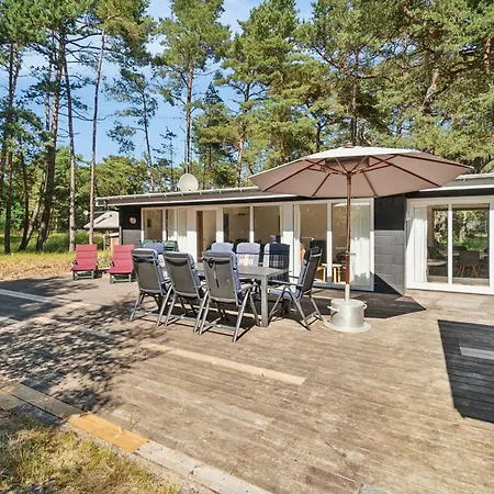 Lovely Summer House With Sauna And Terrace *